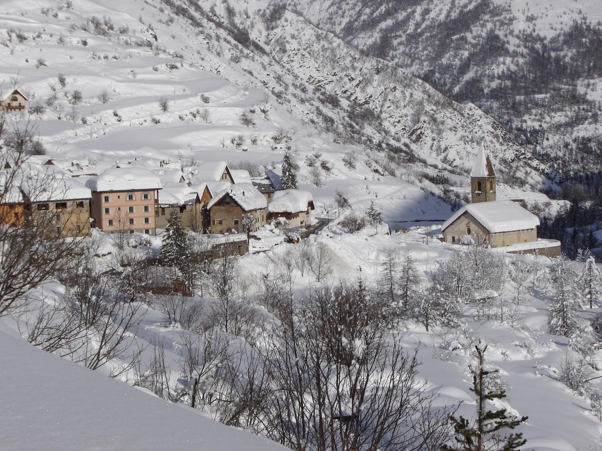 La Petite Etoile D'Hotes En Mercantour Saint-Dalmas-le-Selvage Exterior photo